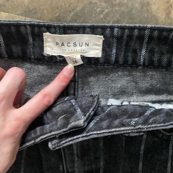 Pacsun skirt - Picture 3 of 3